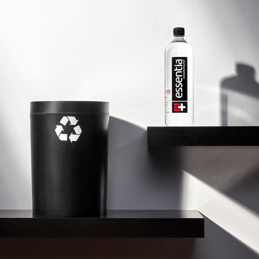 https://essentiawater.com/wp-content/uploads/2023/03/EW_00333-Final-1.jpg