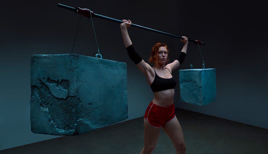 Weightlifter lifting